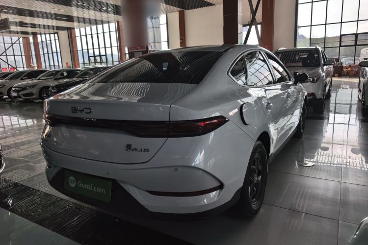 BYD Qin PLUS 2025 — фото 4