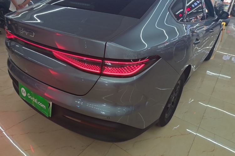 BYD Seal 05 DM-i 2025 — фото 5