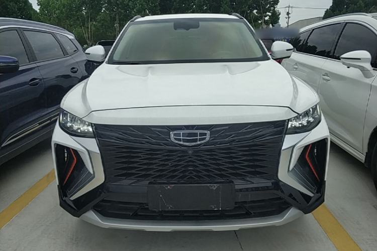 Geely Emgrand X7 2022 — 2