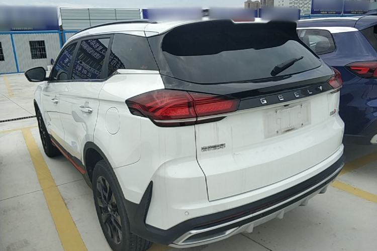 Geely Emgrand X7 2022 — 4