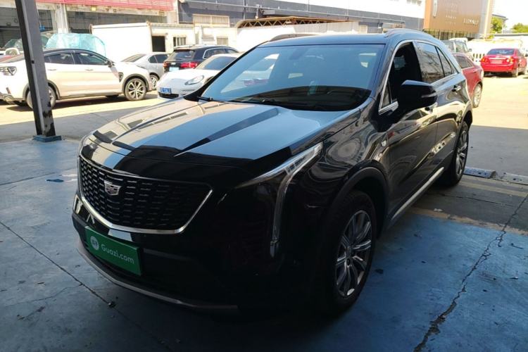 Cadillac XT4 2021 — фото 1