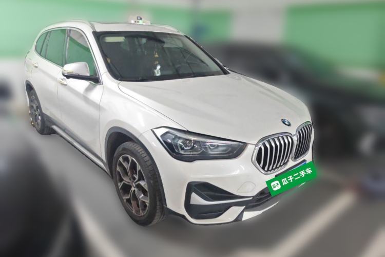 BMW X1 2022 — фото 3