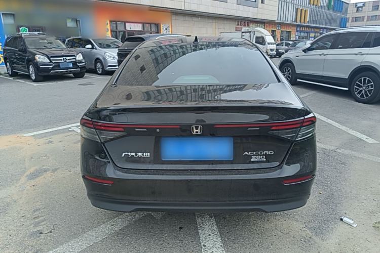 Honda Accord 2024 — 5