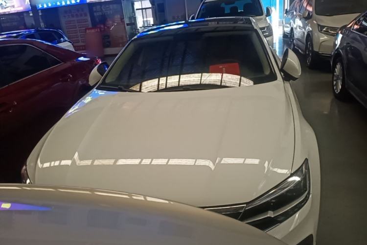 Volkswagen Lamando 2021 — 2
