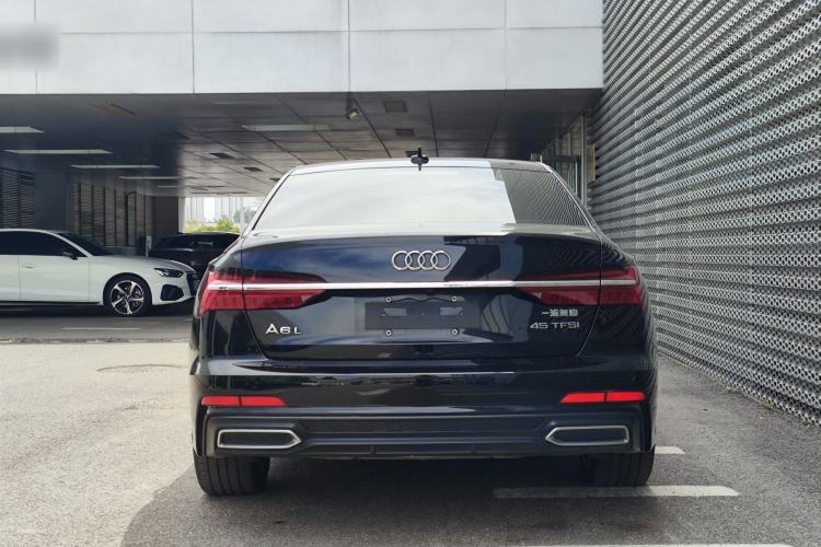 Audi A6L 2022 — 5