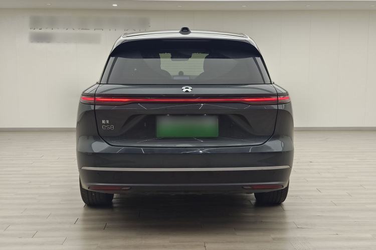 NIO ES8 2023 — 5