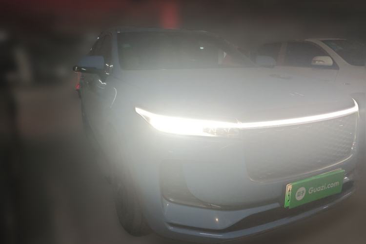 Li Auto ONE 2021 — 3