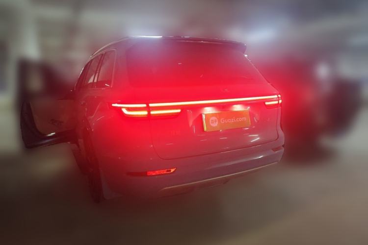 Li Auto ONE 2021 — 4