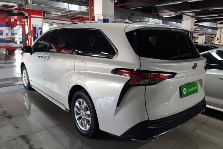 Toyota Granvia 2023 — 4