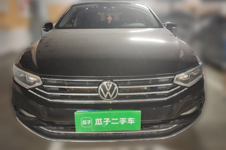 Volkswagen Magotan 2021 — 2