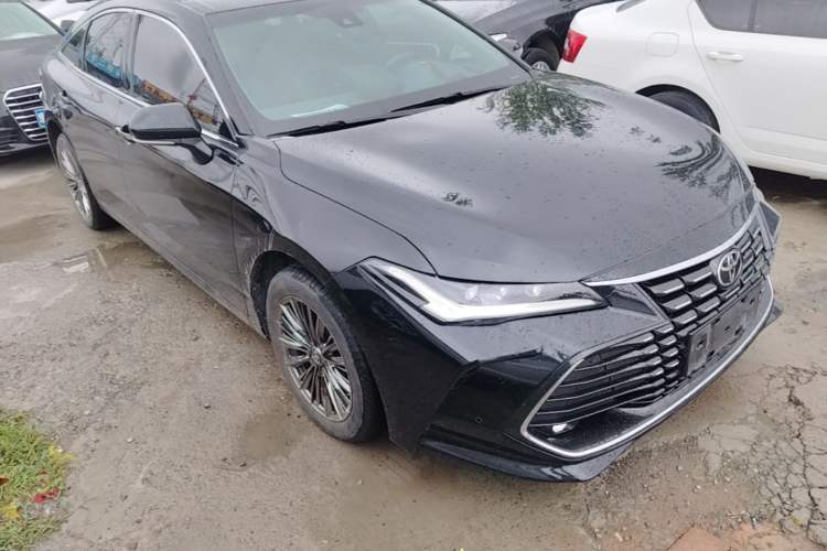 Toyota Avalon 2022 — 3