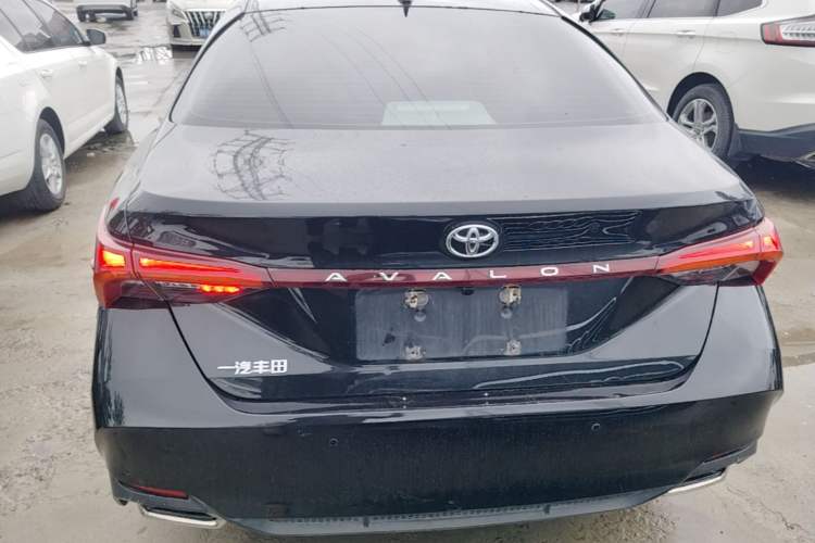 Toyota Avalon 2022 — 5