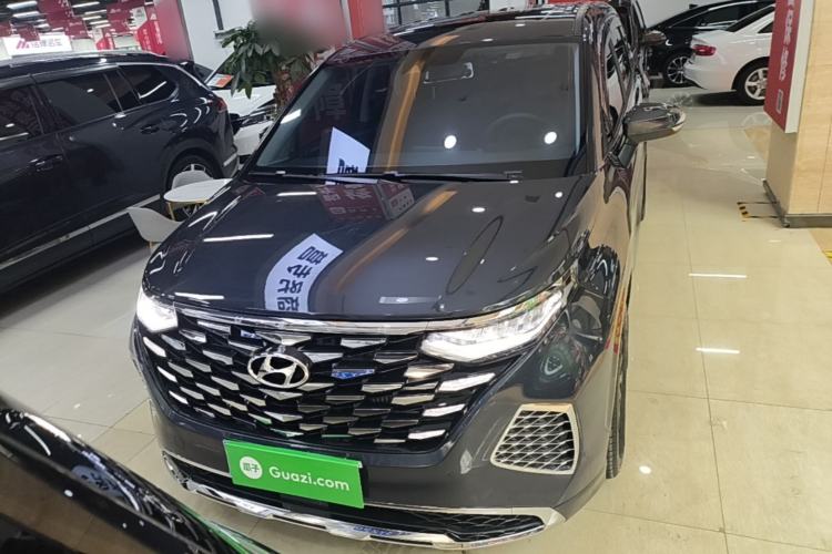 Hyundai Custo 2024 — 2