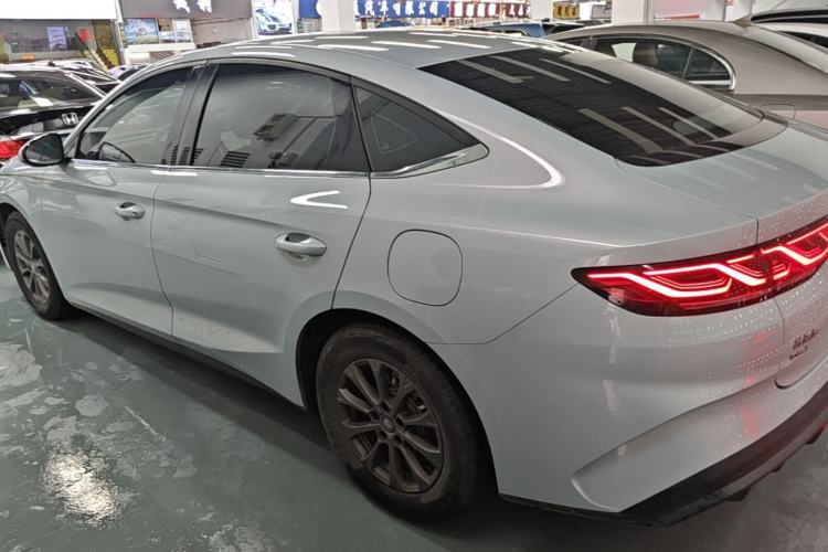 BYD Qin L 2024 — 4