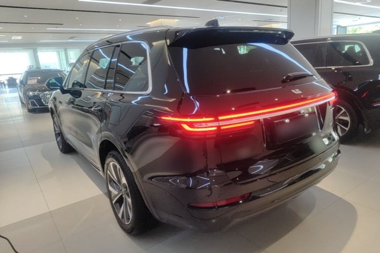 Li Auto ONE 2021 — 4