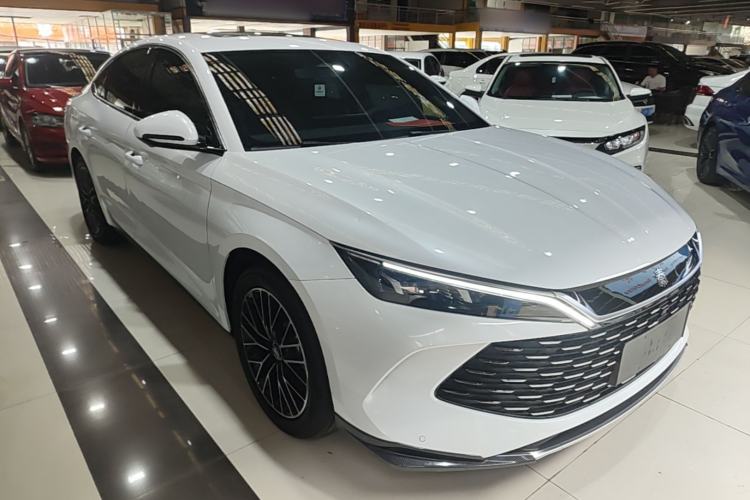 BYD Qin L 2024 — 3