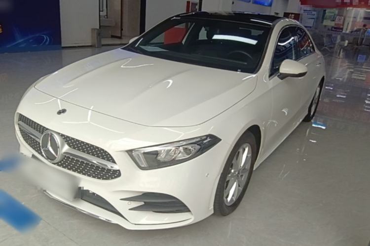 Mercedes-Benz benz a class 2022 — фото 1