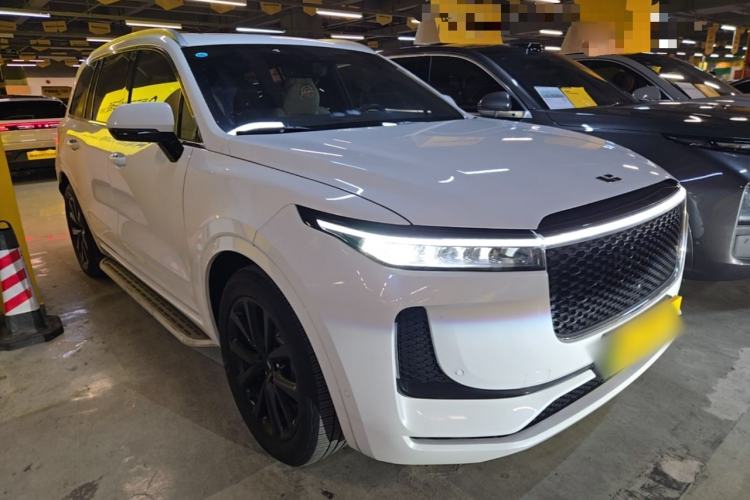 Li Auto ONE 2020 — 3