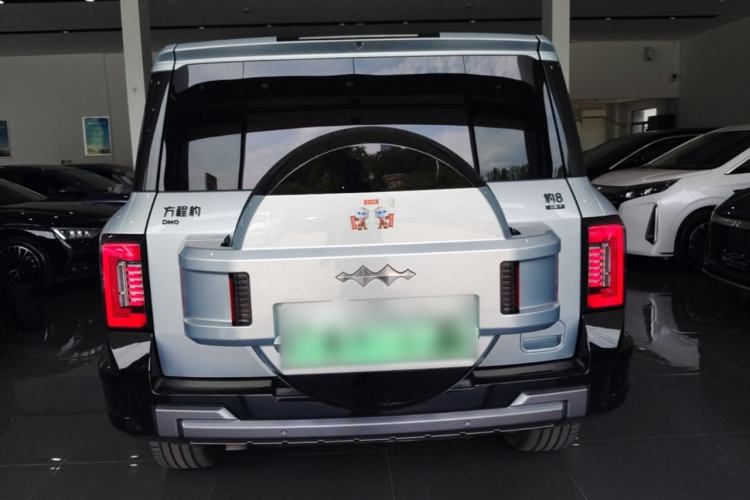 Fangchengbao Leopard 8 2025 — 5