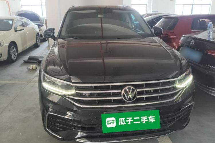 Volkswagen Tiguan L 2022 — 2