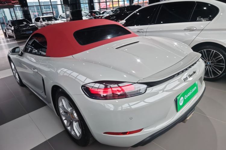 Porsche 718 2022 — 4