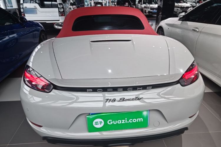 Porsche 718 2022 — 5