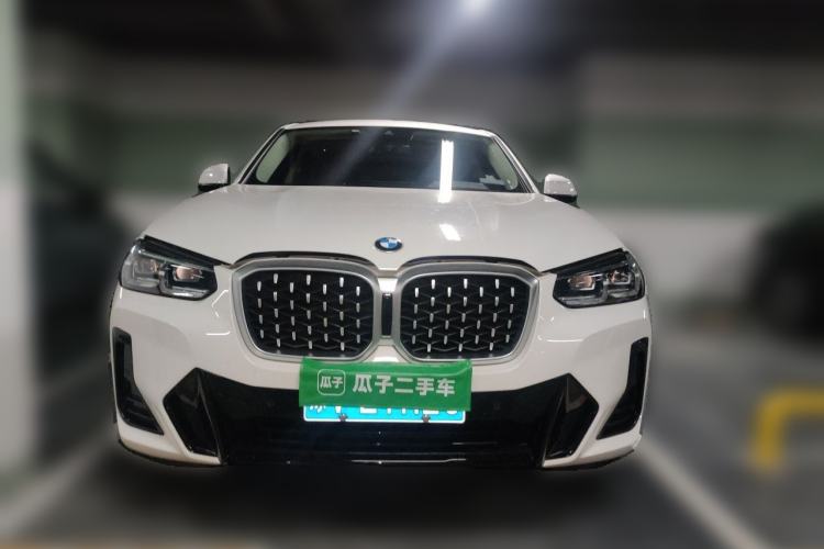 BMW X4 2022 — 2