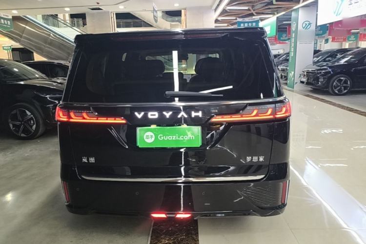 Voyah Dream 2025 — 5
