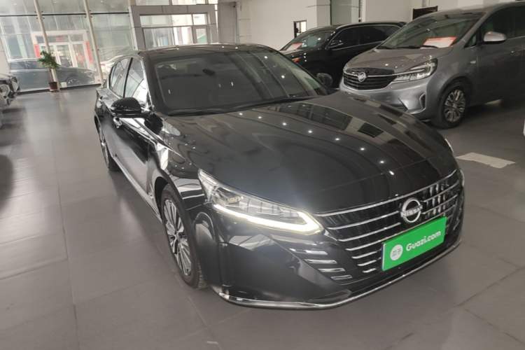 Nissan Altima 2022 — 3
