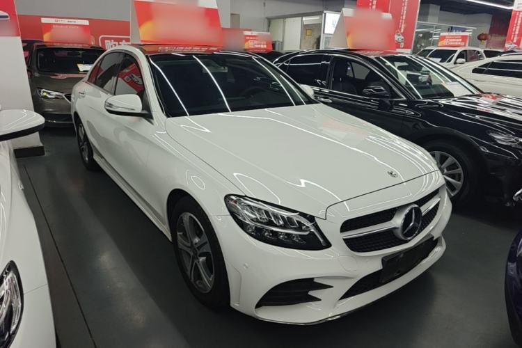Mercedes-Benz C 260 L 2020 — 3