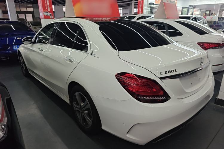 Mercedes-Benz C 260 L 2020 — 4