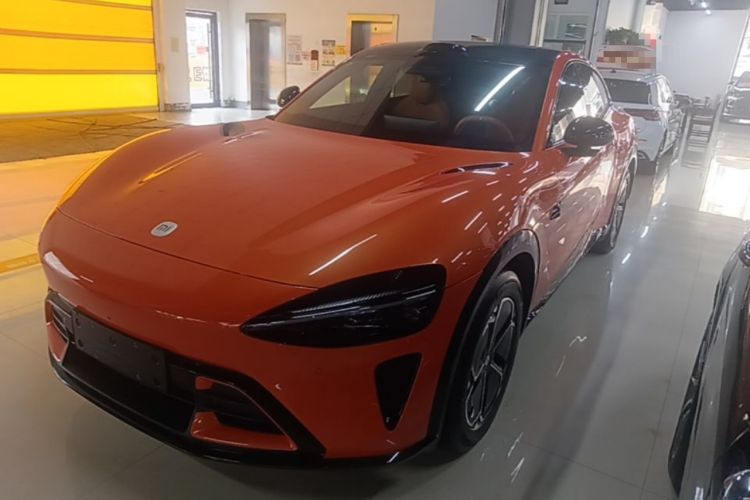 Xiaomi Auto YU7 2025 — фото 1
