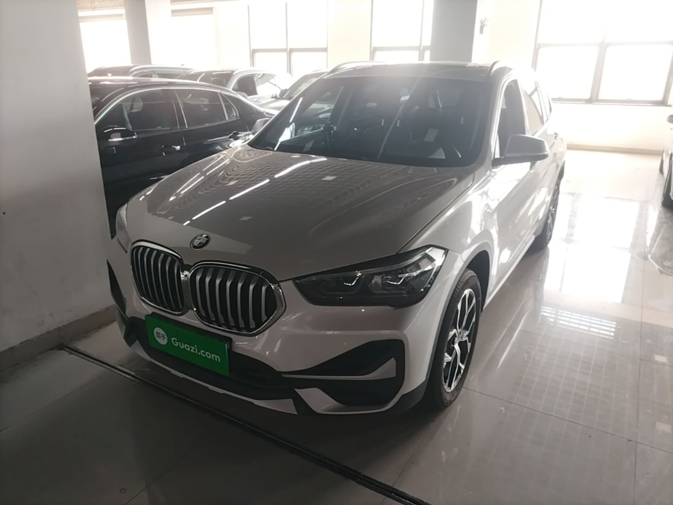 BMW X1 2022 — фото 1