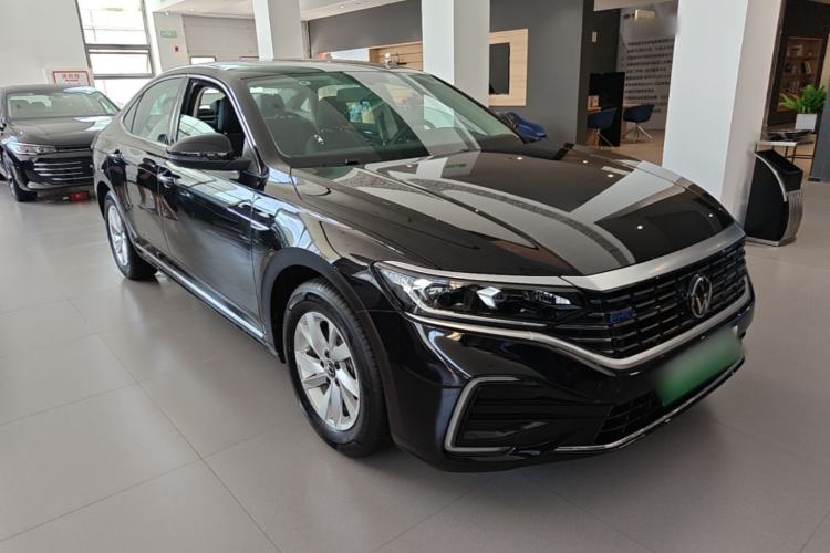 Volkswagen passat new energy 2025 — фото 3