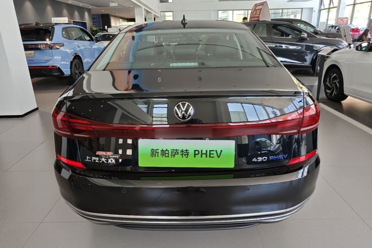 Volkswagen passat new energy 2025 — фото 5