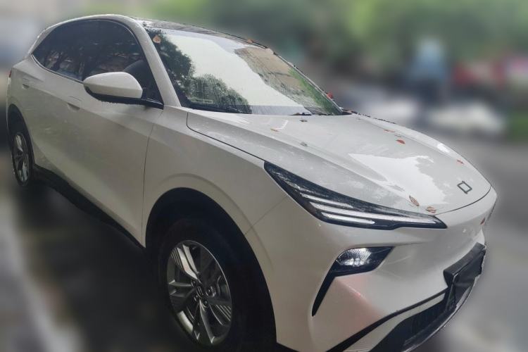 Bestune Yueyi 03 2025 — 3