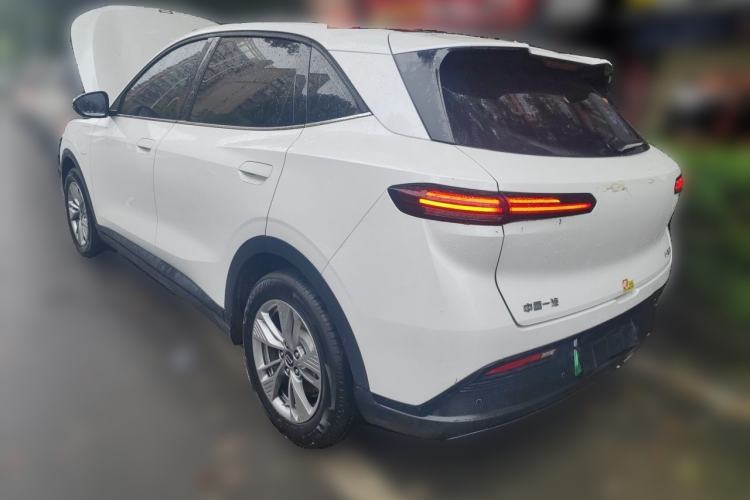 Bestune Yueyi 03 2025 — 4