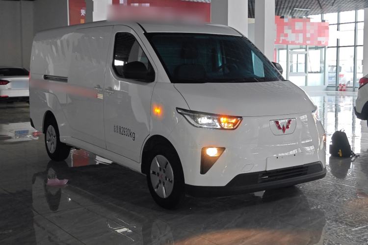 Wuling Yangguang 2024 — 3