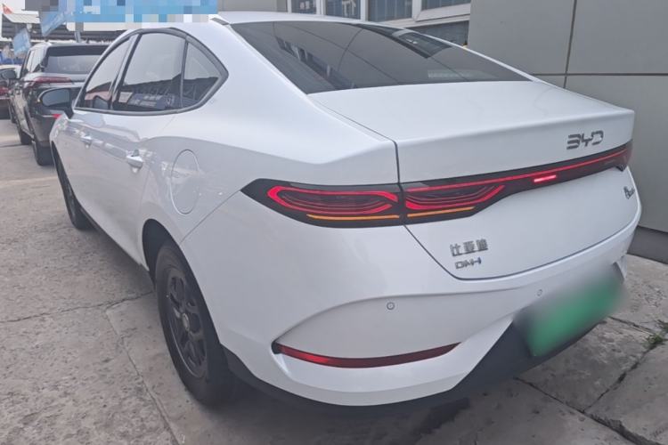 BYD Qin Plus 2025 — 4