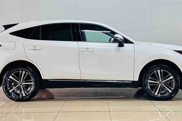 Toyota Venza 2023 — 4