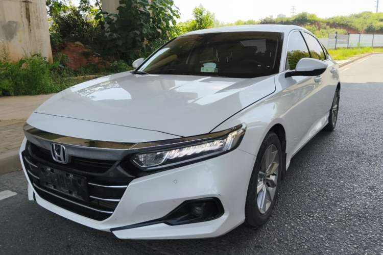 Honda Accord 2022 — фото 1