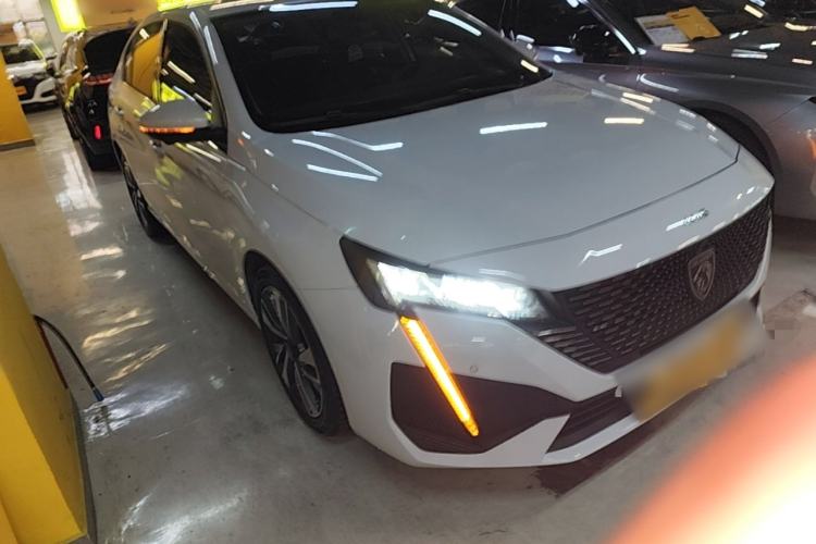 Peugeot 408 2024 — 3