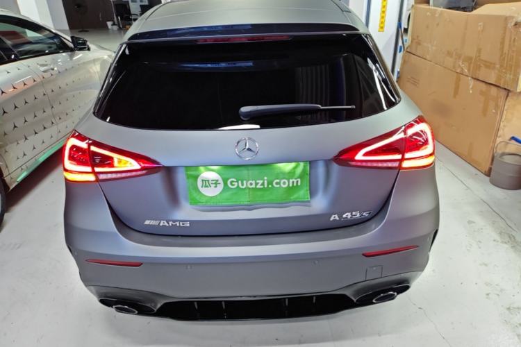 Mercedes-Benz A 35 2020 — 5