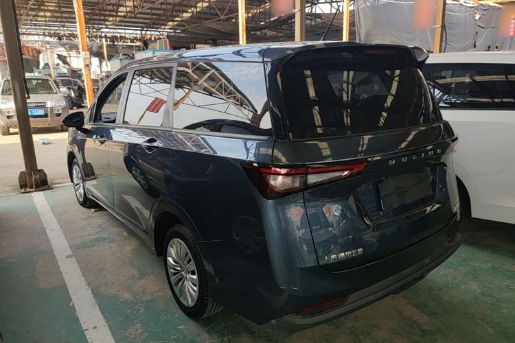 Wuling Jiachen 2022 — 4