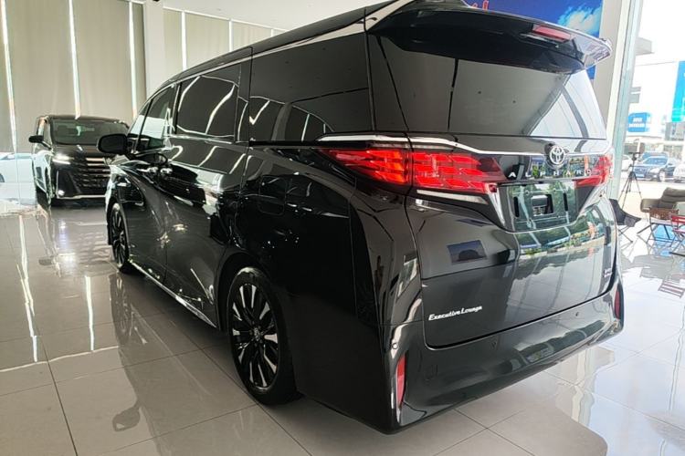 Toyota alphard 2024 — фото 4