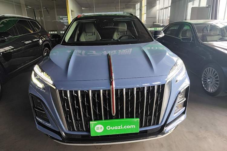 Hongqi HS3 2023 — 2