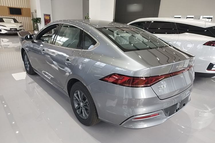 BYD Qin PLUS 2023 — 4