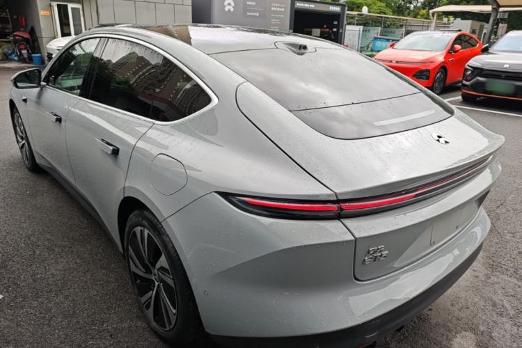 NIO ET5 2022 — 4
