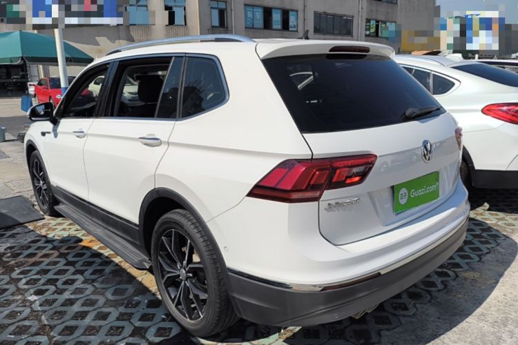 Volkswagen Tiguan L 2020 — фото 4
