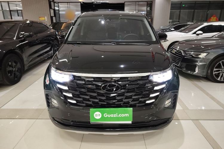 Hyundai Custo 2021 — 2
